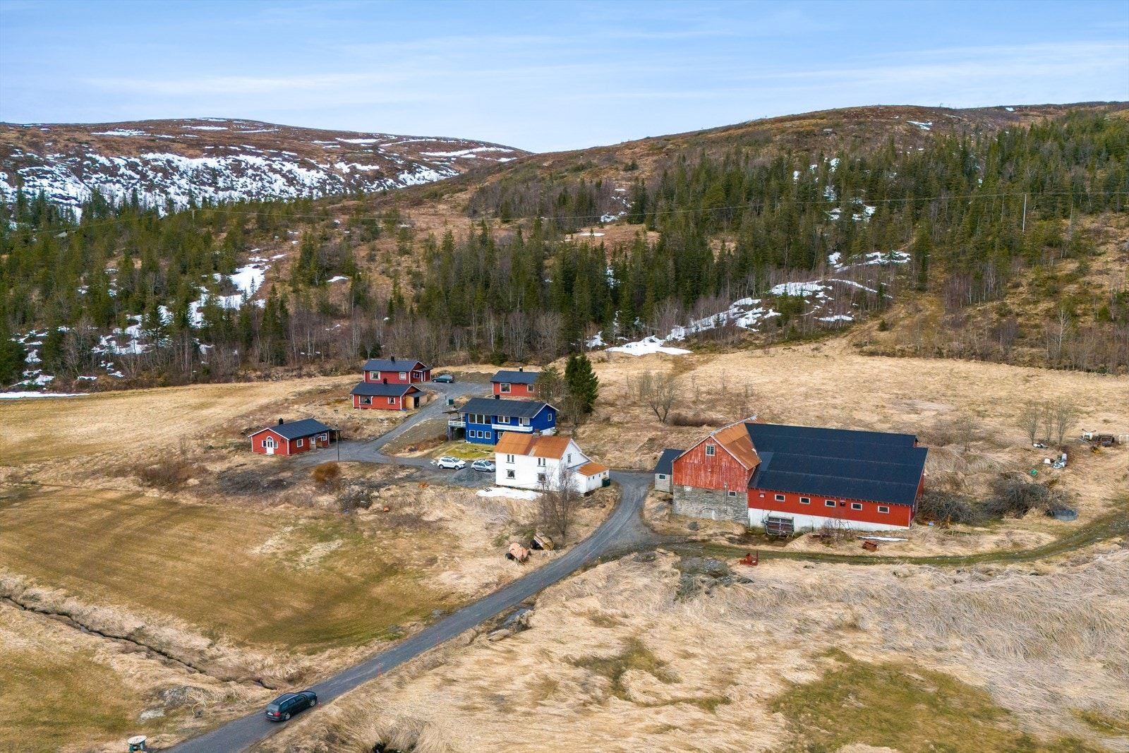 Rundt eiendommen får man flotte tur- og jaktmuligheter. Galleribilde