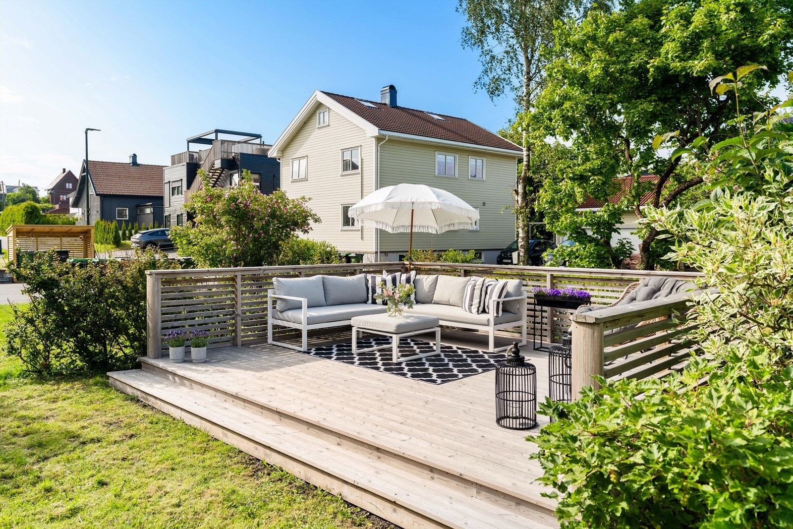 Også her er det plass til ytterligere utemøblement. Galleribilde