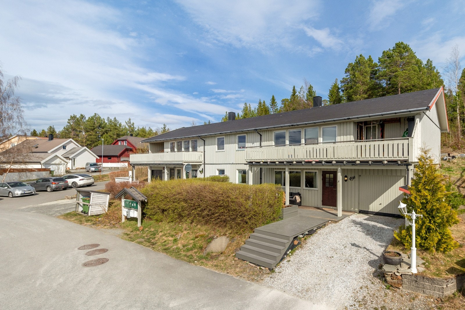 Heimdal Eiendomsmegling v/Håvard Malm ønsker velkommen til Bjørnmyra 49B! Bilder er fra salg i 2023. Avvik vil forekomme. Galleribilde