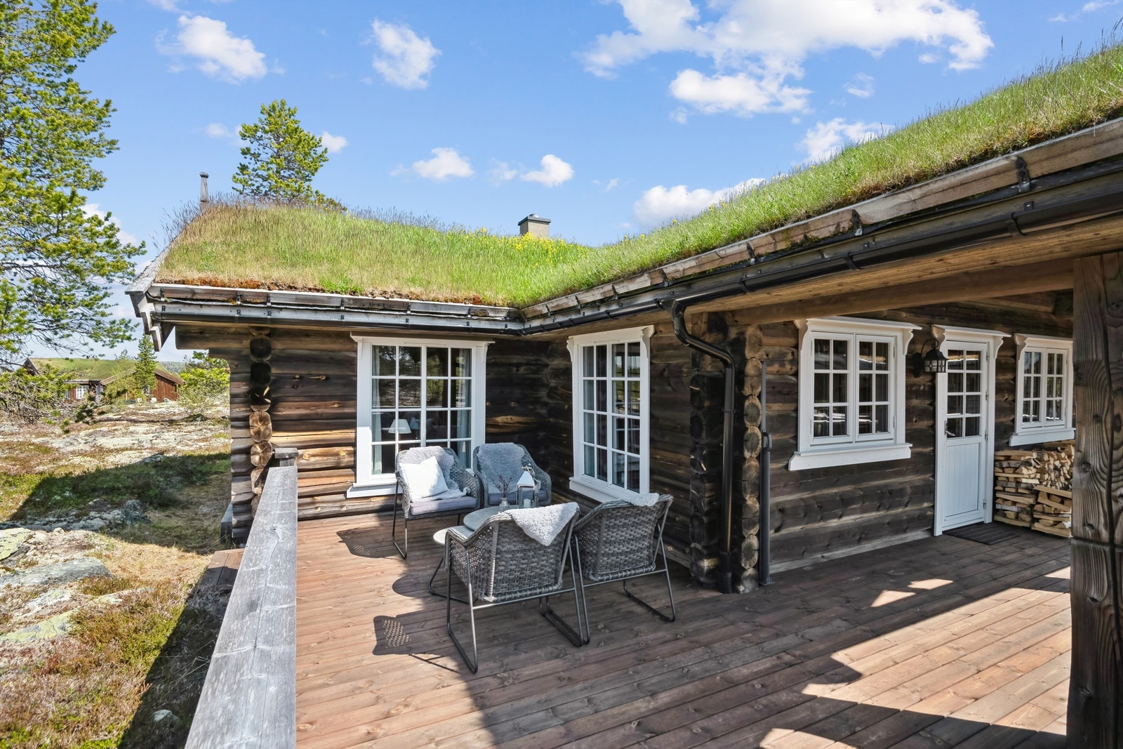 Deler av terrassen er overbygget Galleribilde