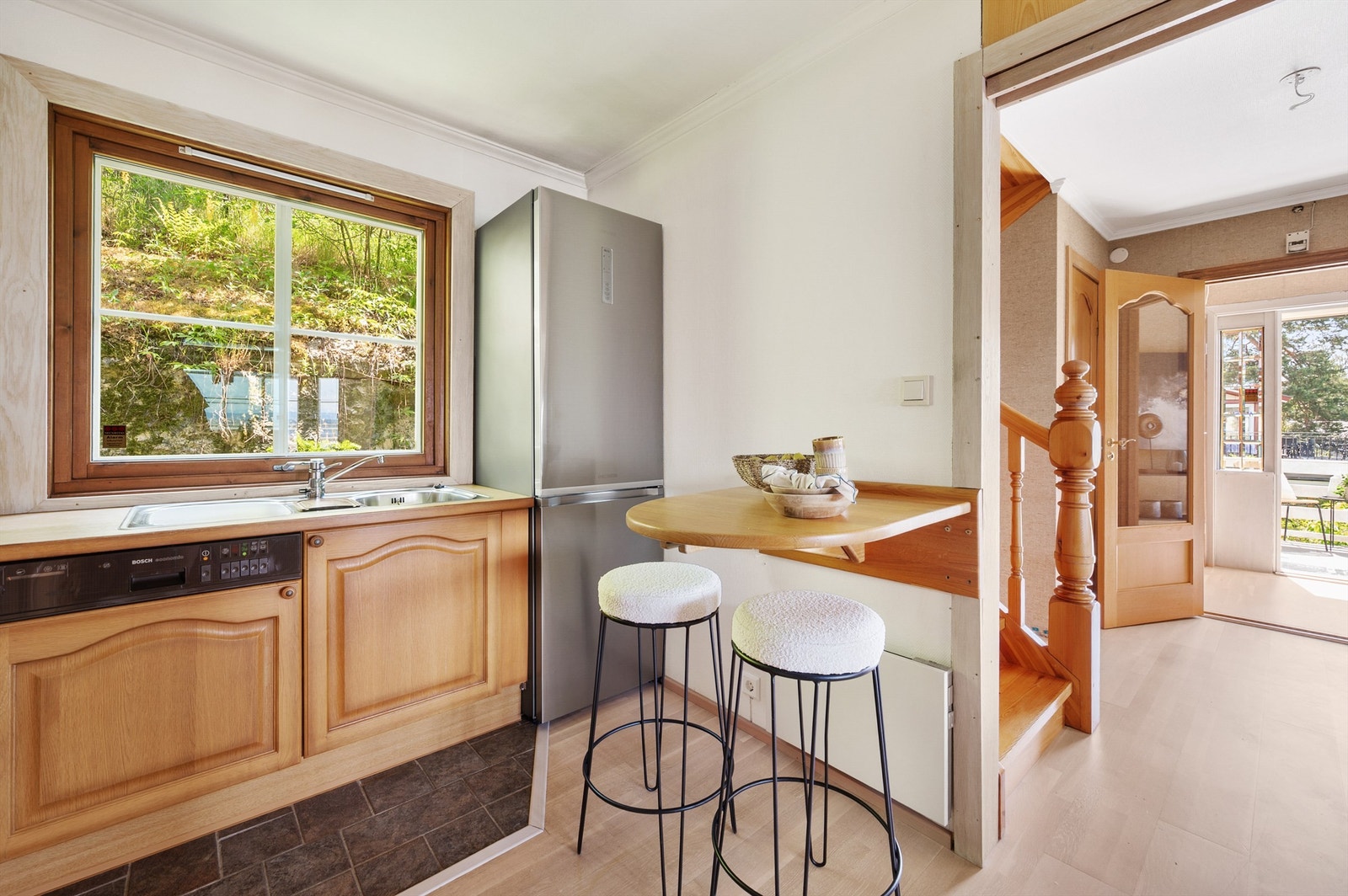 Barløsning på kjøkkenet. Galleribilde