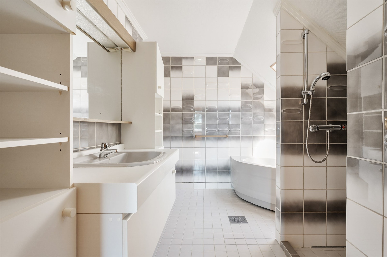 Stort bad i øverste etasje. Galleribilde