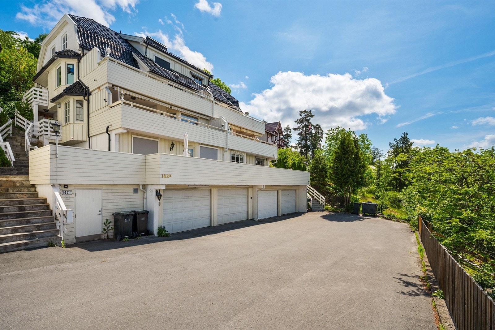 Fasade. Galleribilde