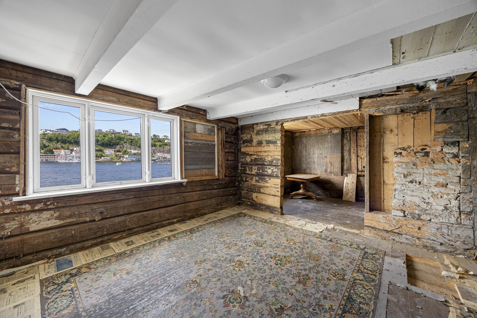 Boligens underetasje. Galleribilde