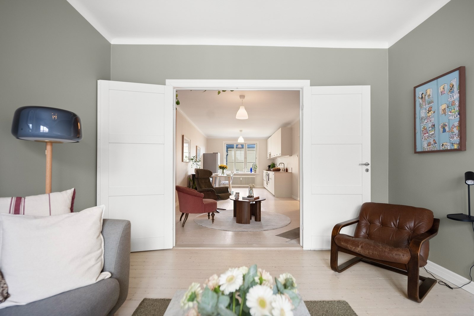 Det er satt inn doble dører og rommet kan brukes som soverom. Galleribilde