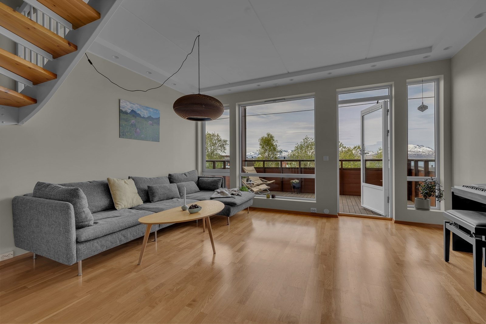 3-roms selveierleilighet over to plan Galleribilde