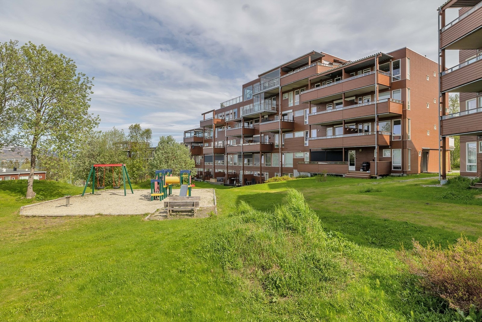 Området er kjent for sin gode bokvalitet, med trygge boligfelt, stille gater og nærhet til flotte turområder Galleribilde