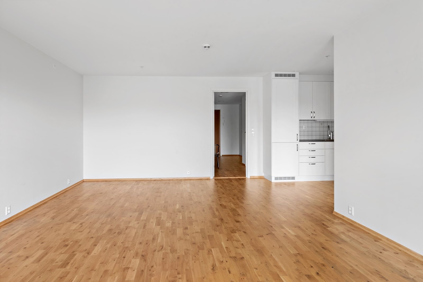 Stue mot gang Galleribilde