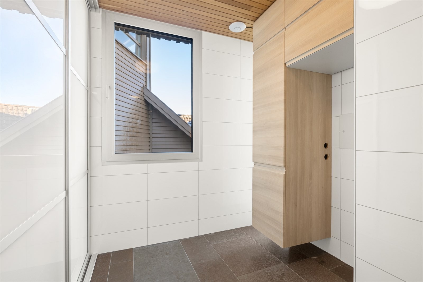 Vaskerom. Galleribilde