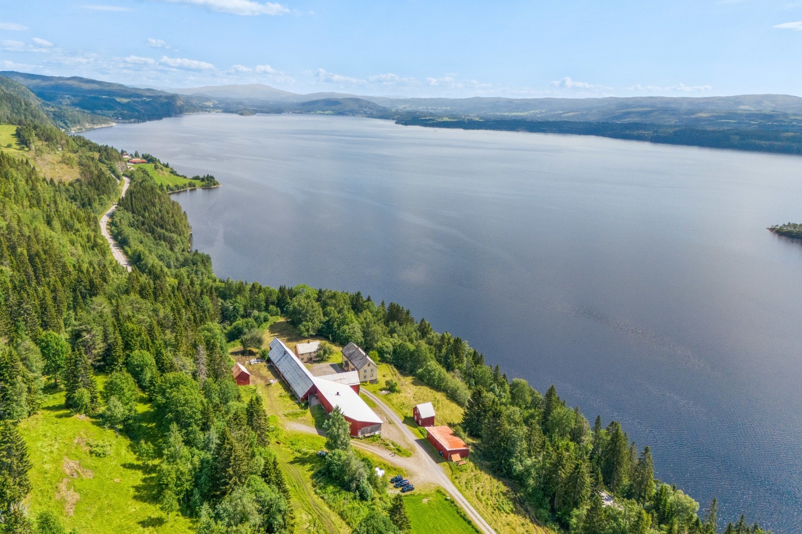 Gårdstun Galleribilde