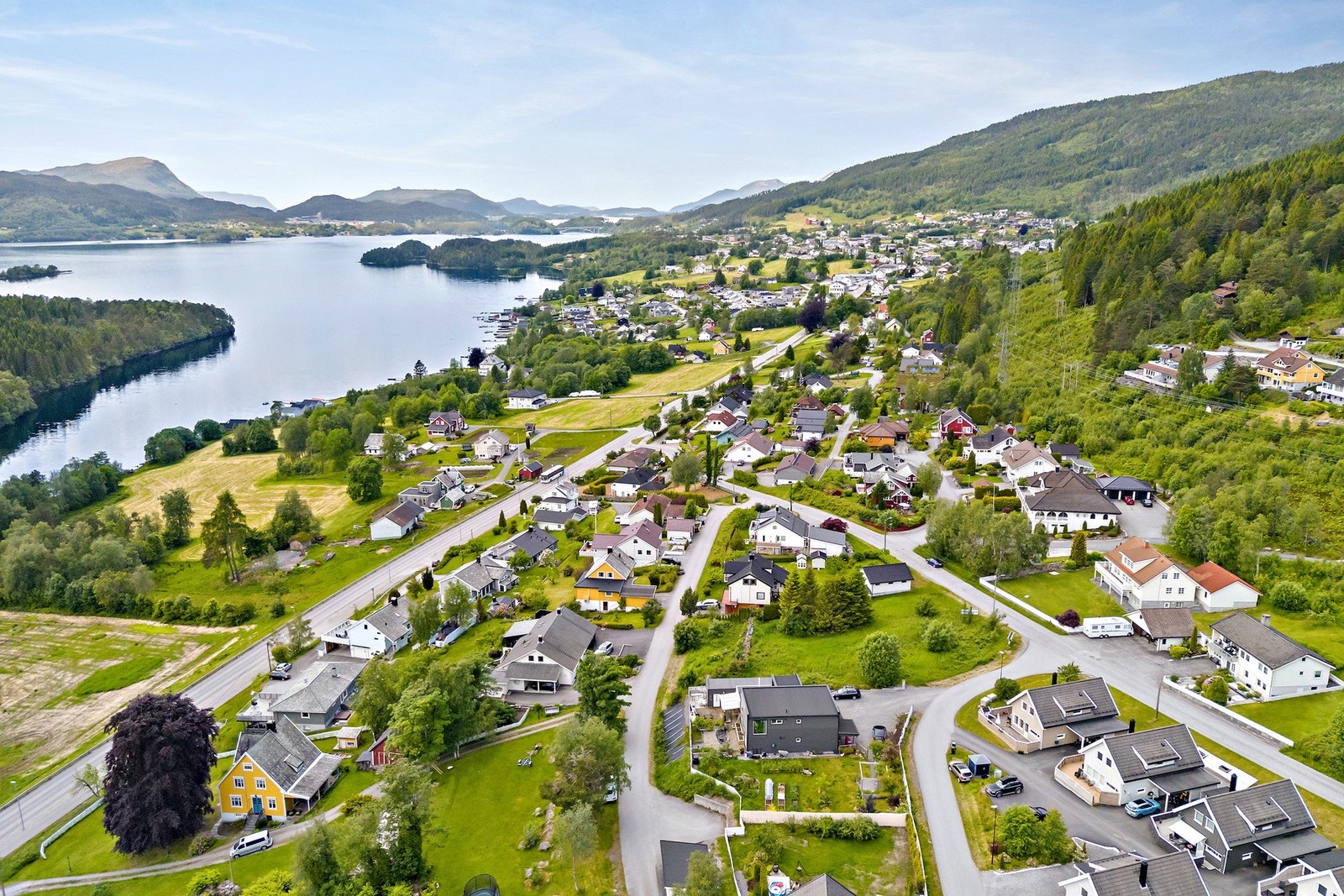 Oversiktsbilde med utsikt mot vest. Galleribilde