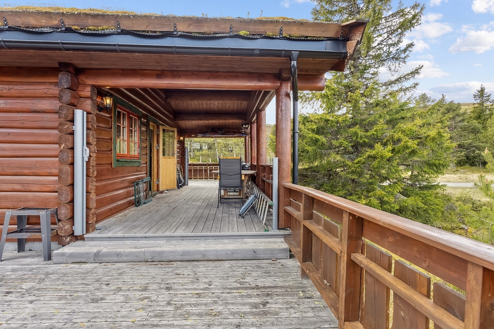 Fin uteplass hvor man kan nyte solrike dager og frisk luft. Galleribilde