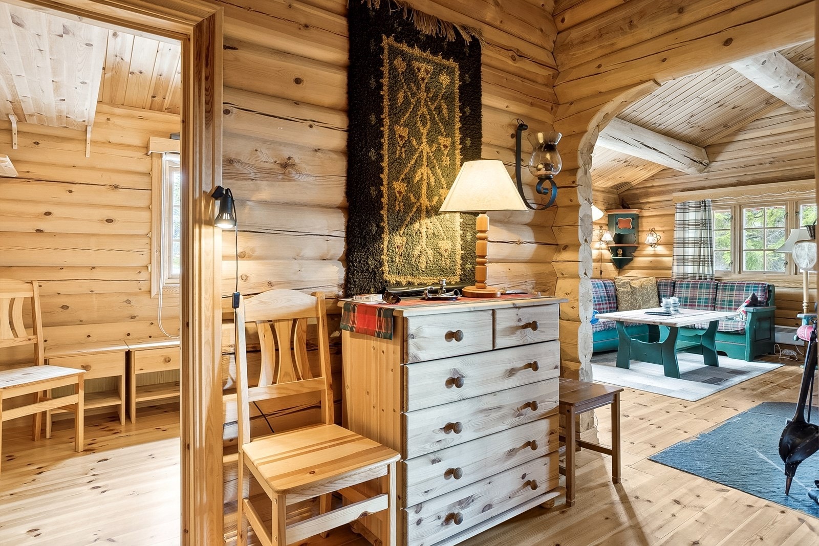 Hytte med flott hyttepreg. Galleribilde