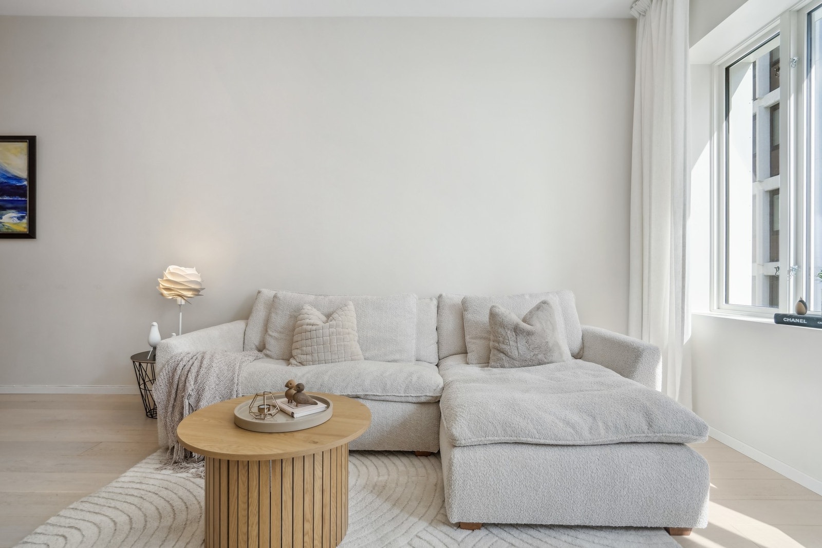 Komforten ivaretas av balansert ventilasjon, og leiligheten er tilknyttet fjernvarme. Galleribilde