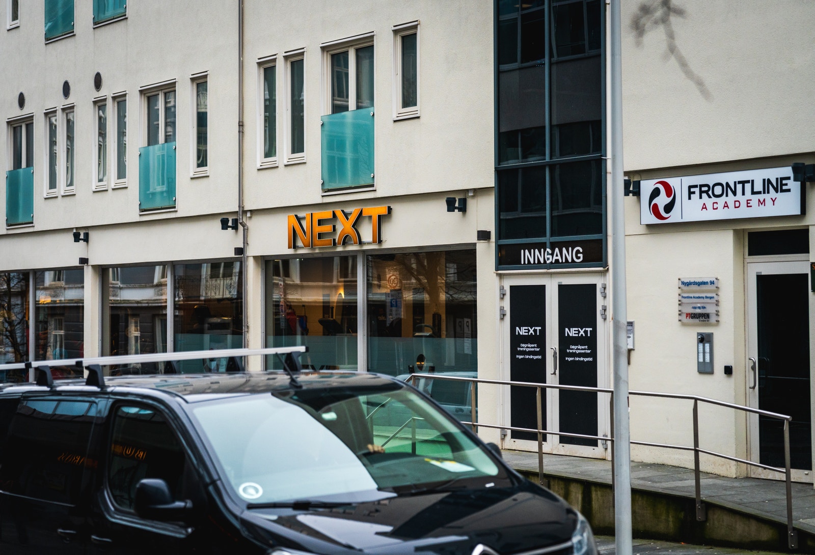 SATS i 1. etasje, og Next innen ett minutt (+ AdO Arena svømmehall innen fem minutter) Galleribilde