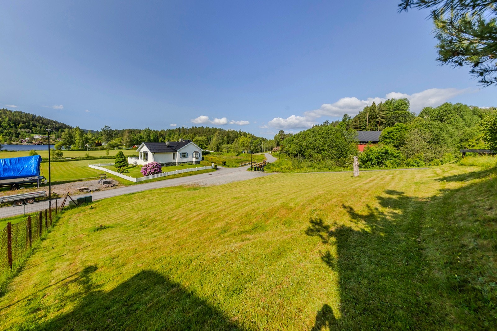 Solrik vestvendt tomt Galleribilde