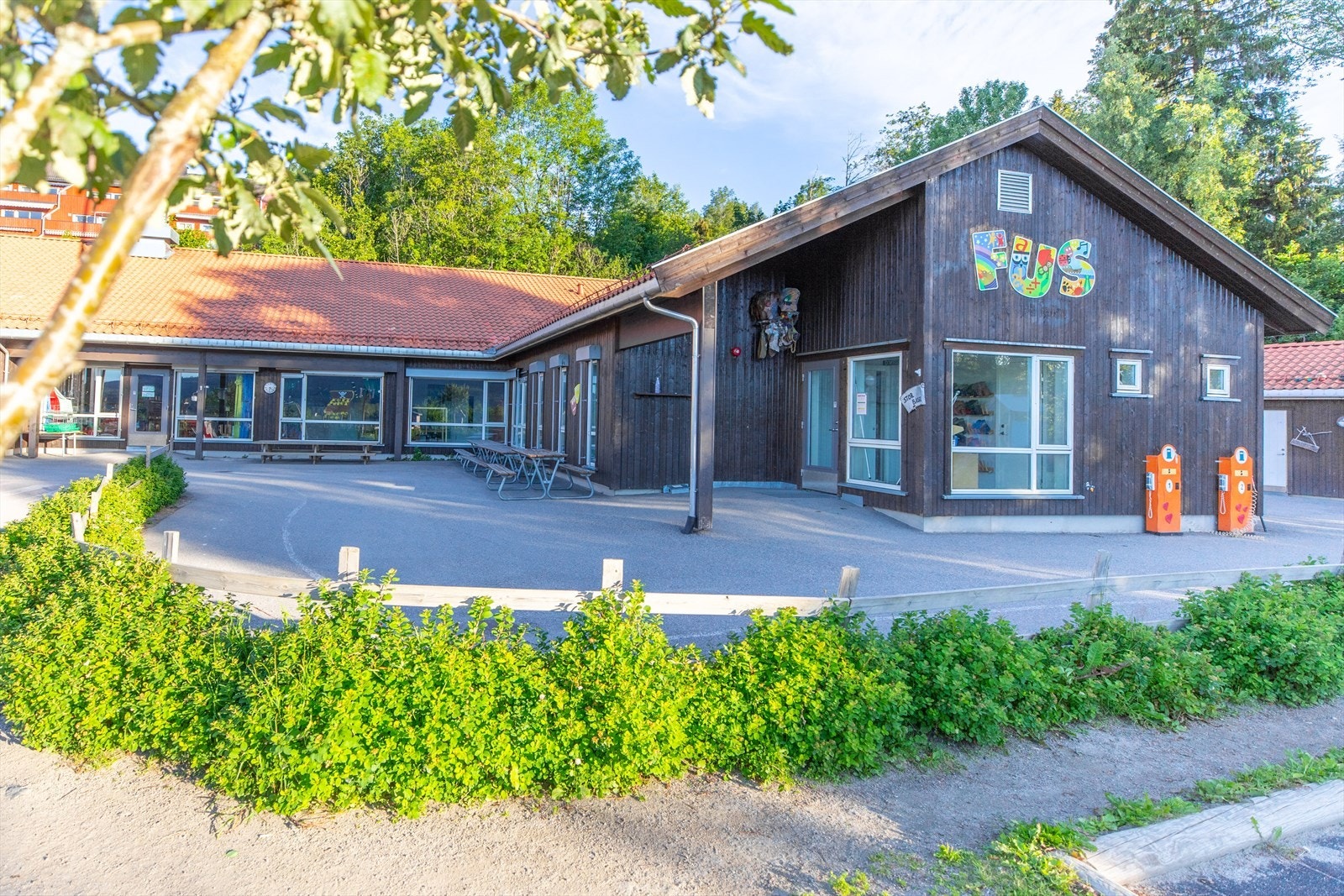 Rotnes Fus Kulturbarnehage ligger også i nærheten. Galleribilde