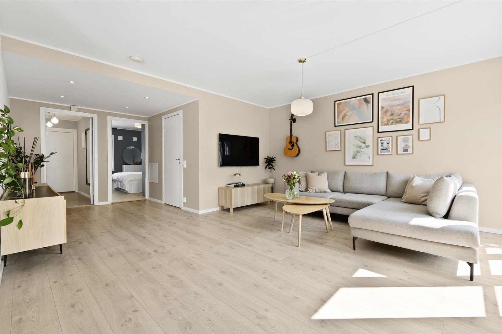 Med god og funksjonell planløsning er det enkelt å innrede praktisk. Galleribilde