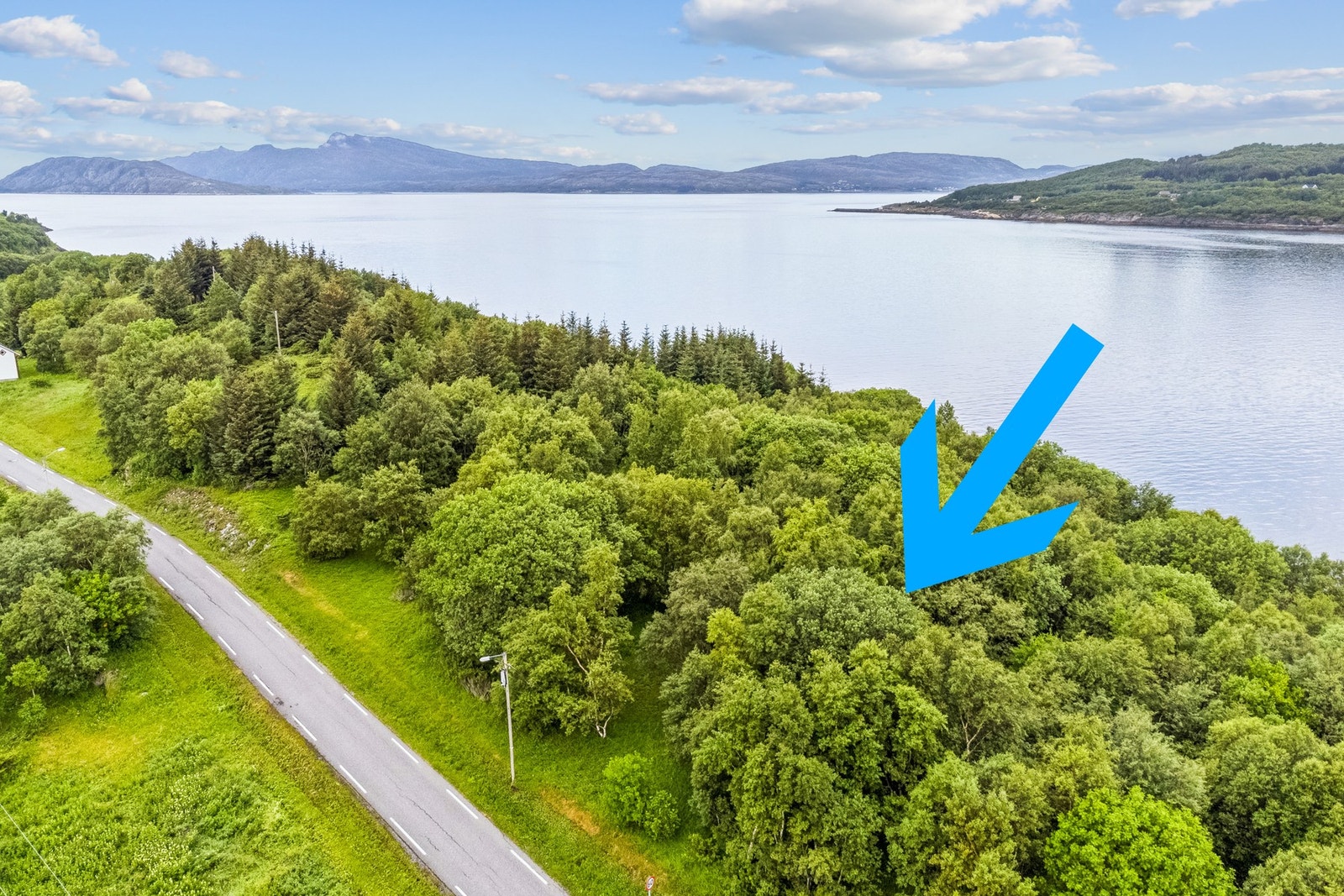 Eiendommen er uregulert, men avsatt til LNF med spredt boligbebyggelse Galleribilde