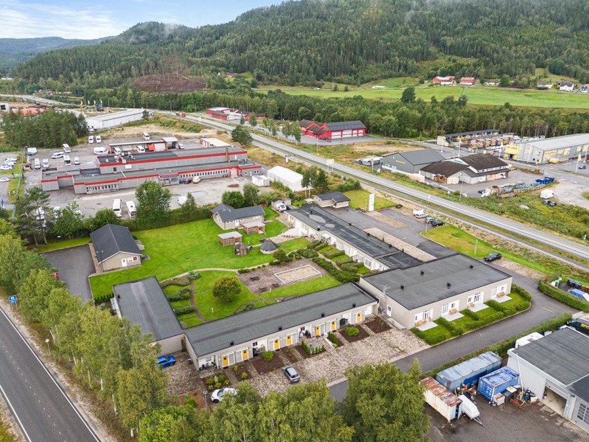 Dronefoto over området Galleribilde