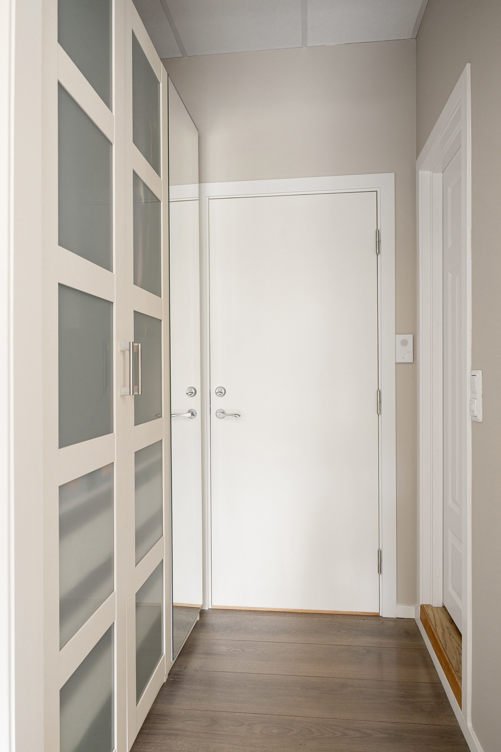 Dørcalling med åpner Galleribilde