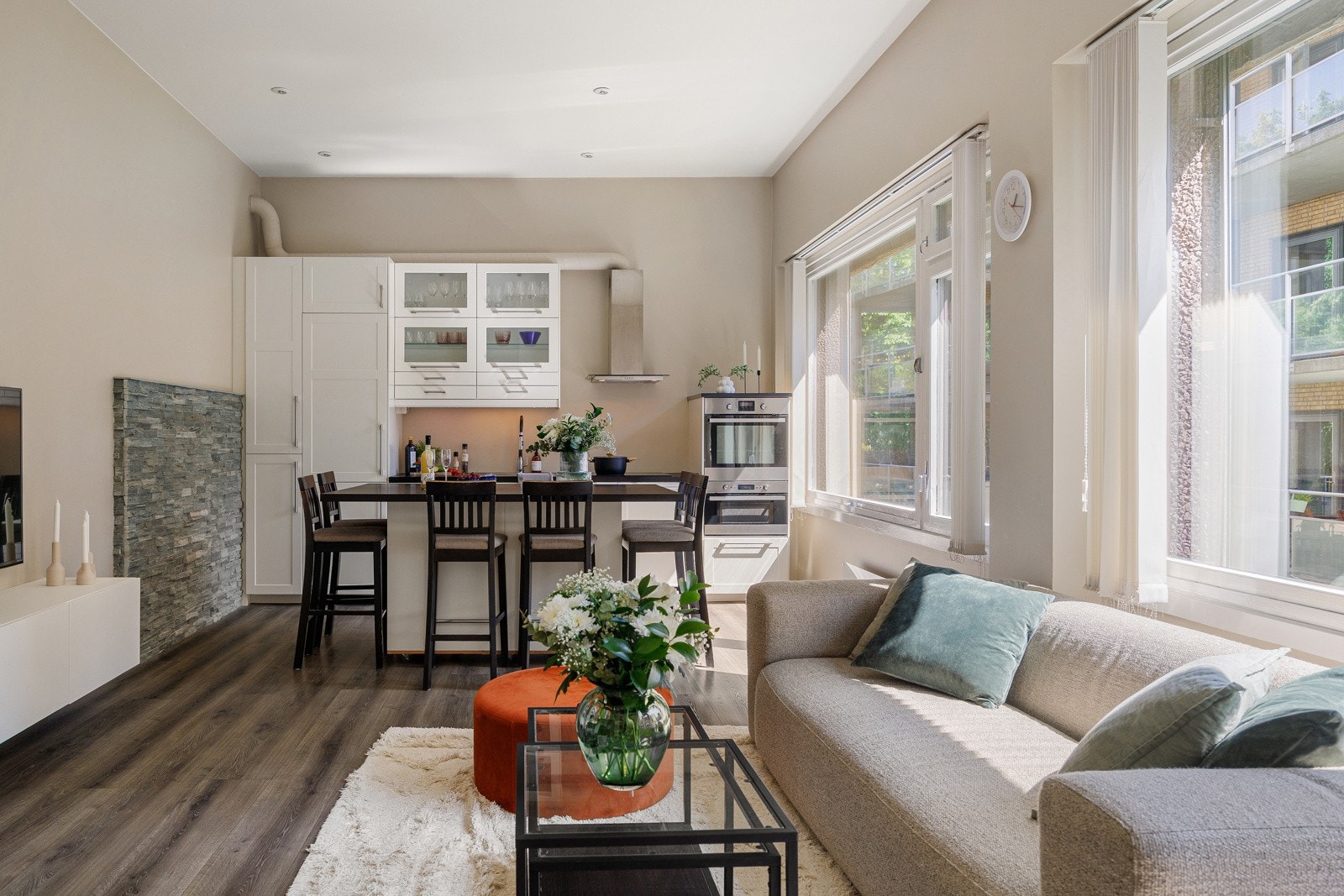 God takhøyde på hele 3,23 m Galleribilde