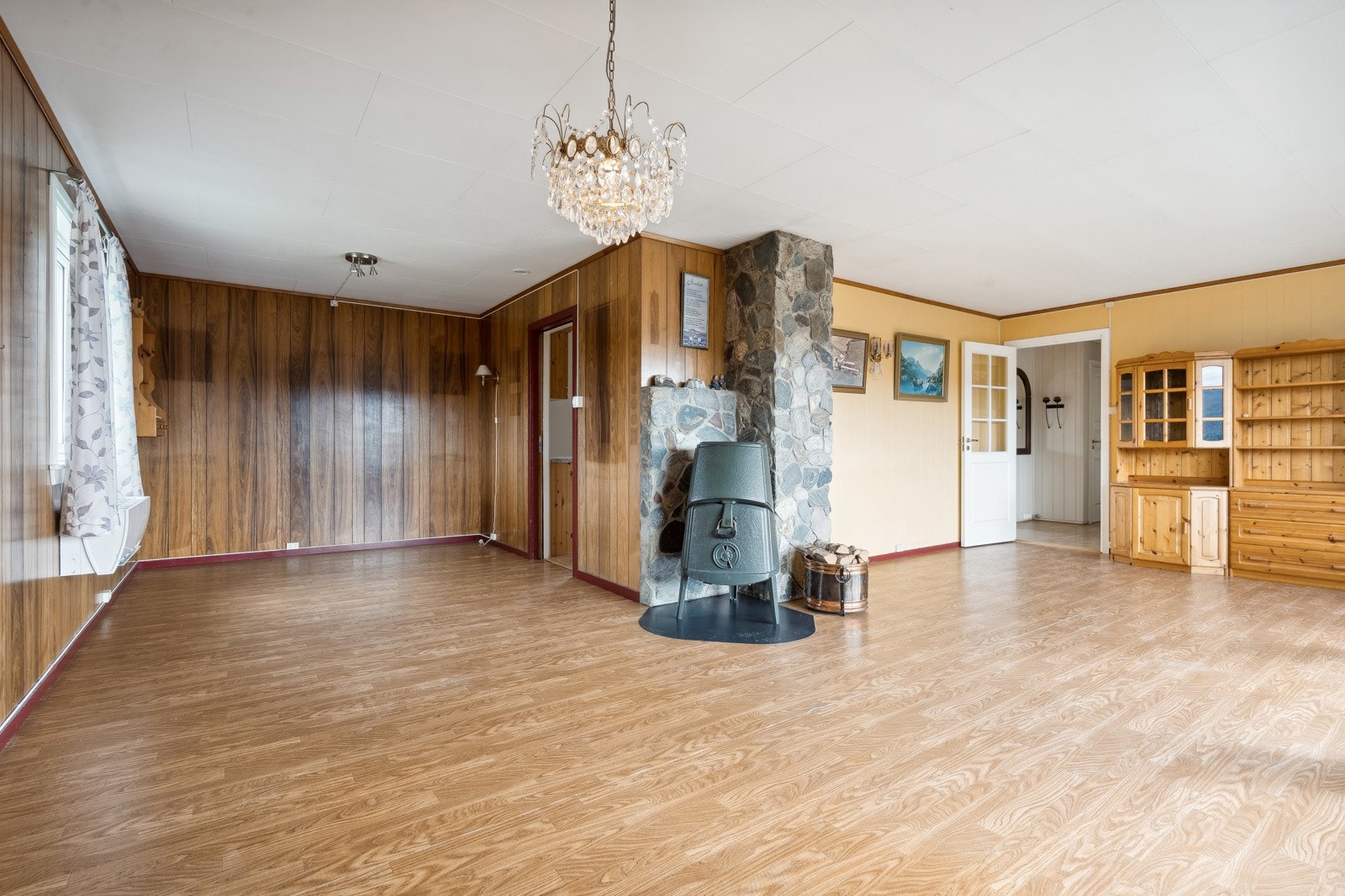Våningshus I Galleribilde