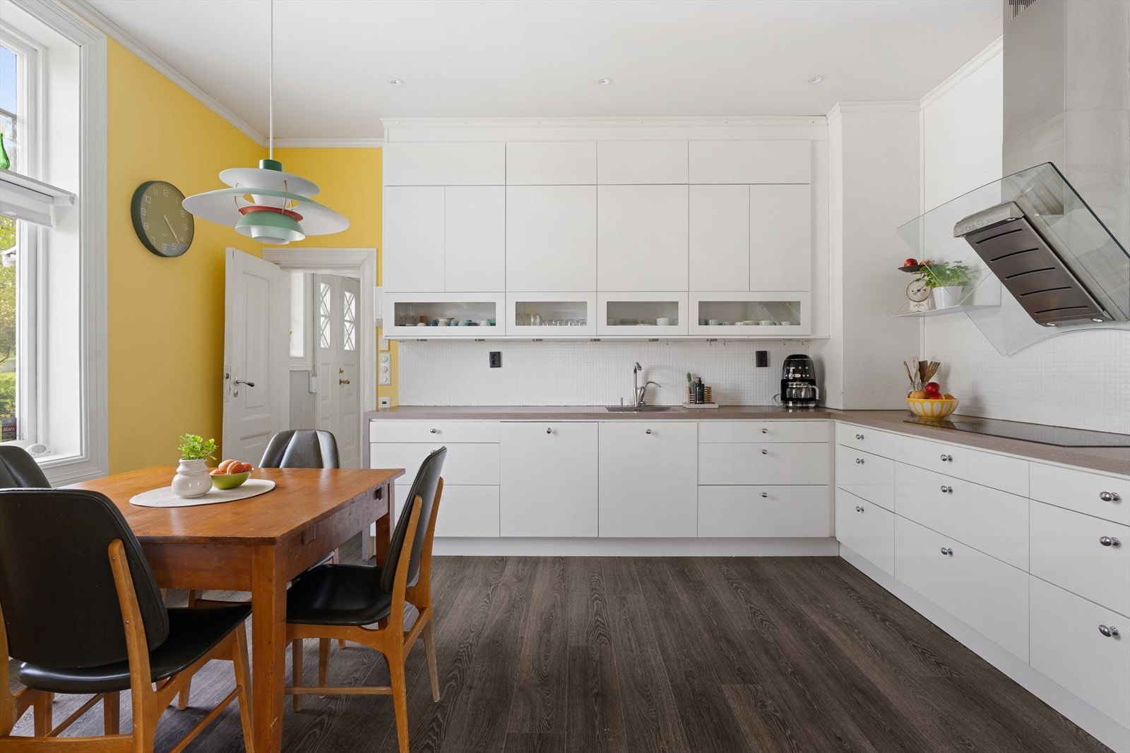 God plass for spisebord Galleribilde