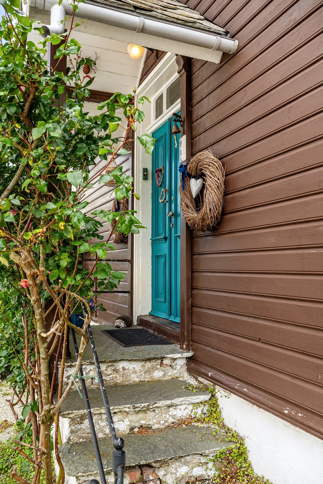 Inngangsparti. Galleribilde