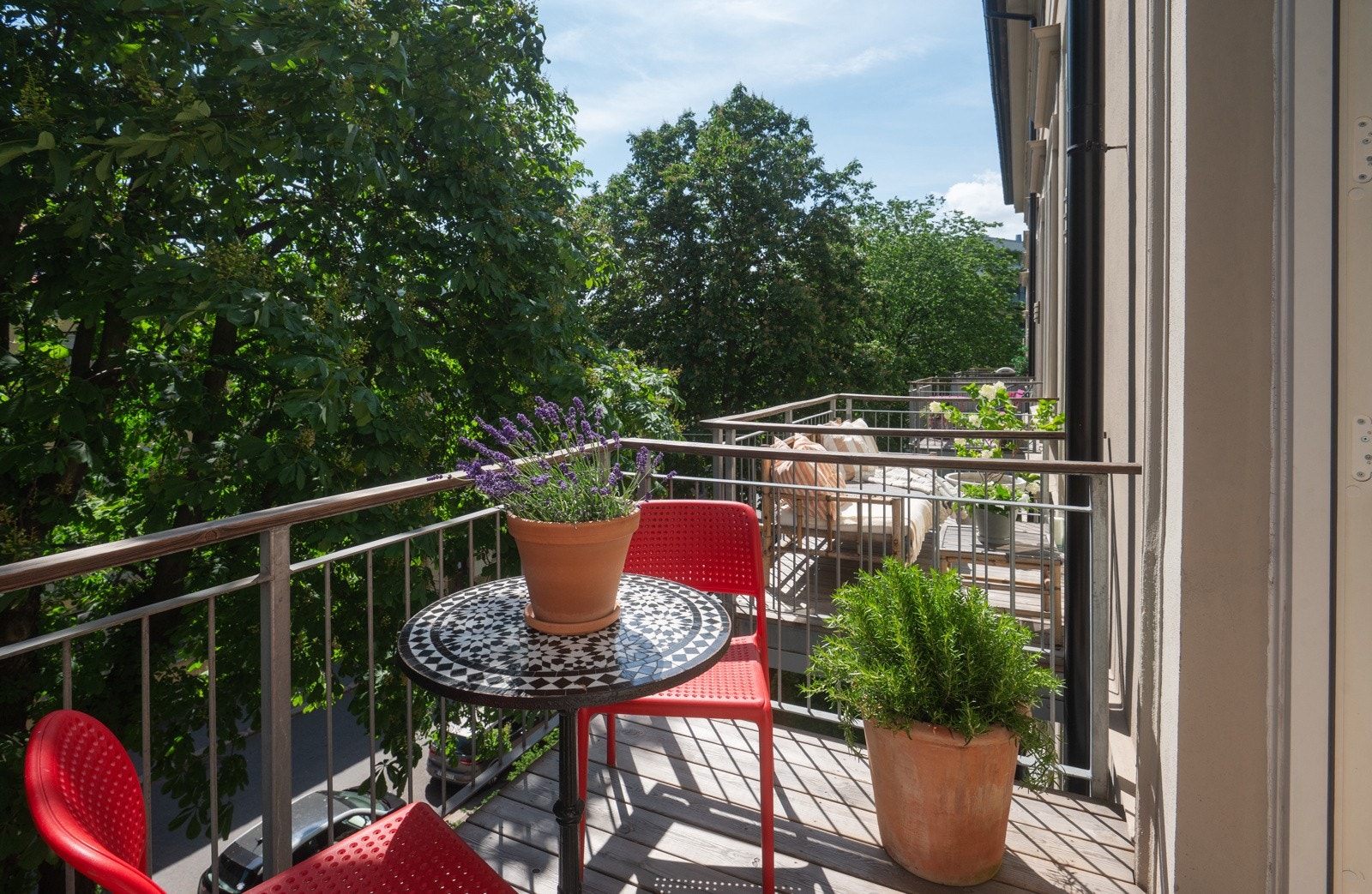 En herlig forlengelse av stuen på sommerhalvåret Galleribilde