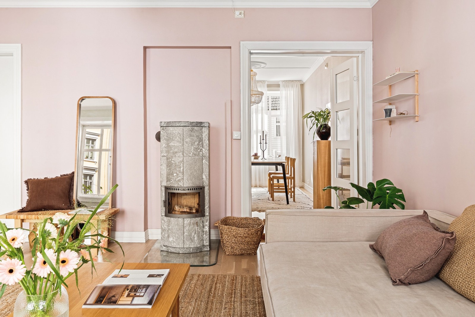 En innbydende peis skaper både varme og hygge. Galleribilde