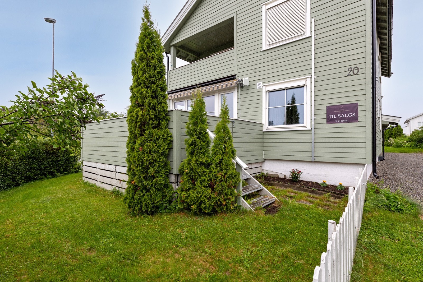 Leiligheten ligger i førsteetasje med enkel adkomst Galleribilde