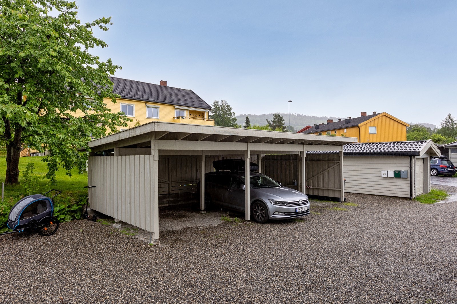 Leiligheten disponerer en plass i carportanlegg. Galleribilde