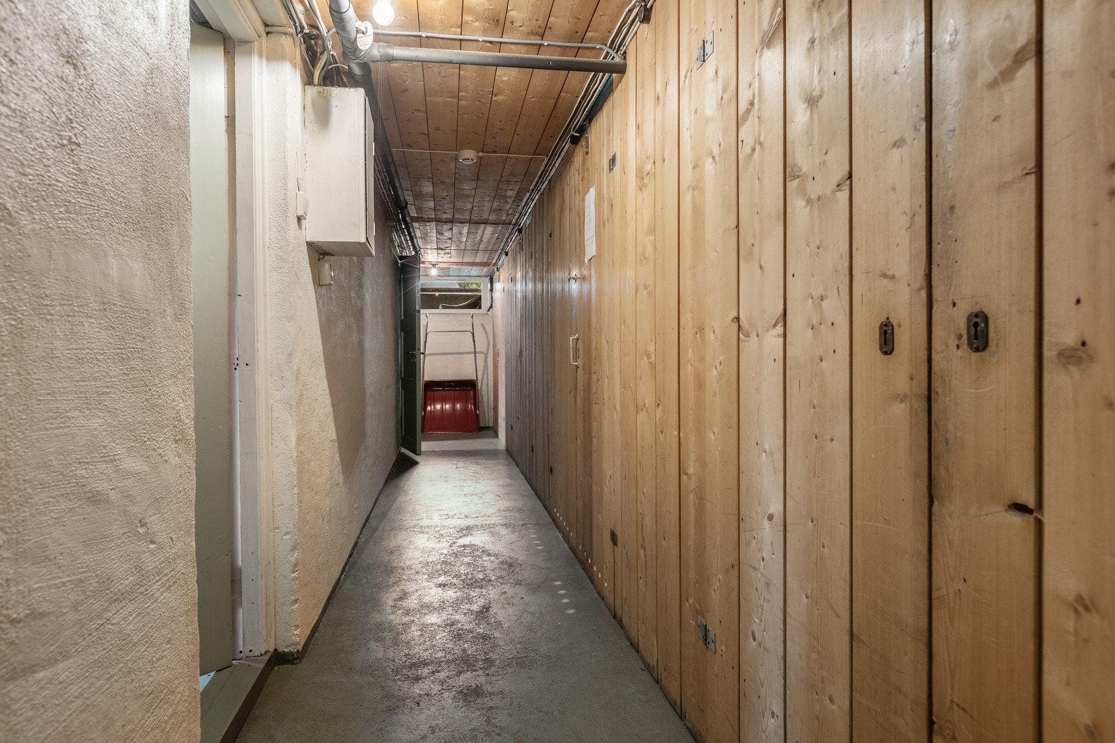 Bod i kjeller. Galleribilde