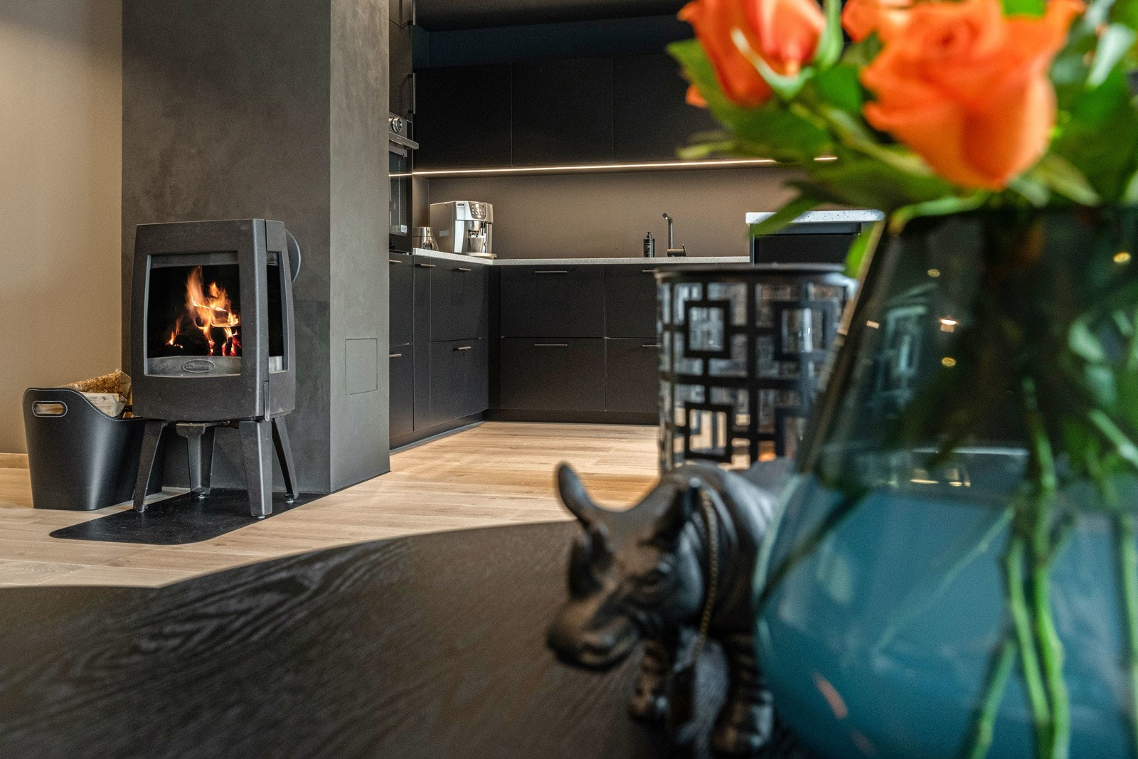 Ildsted er sentralt plassert i boligen Galleribilde