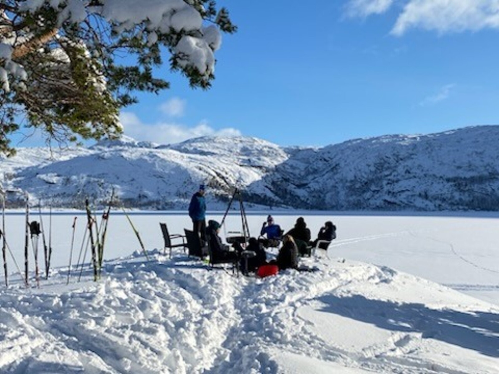 Vakker natur sommer som vinter. Området byr på store skimuligheter. Galleribilde