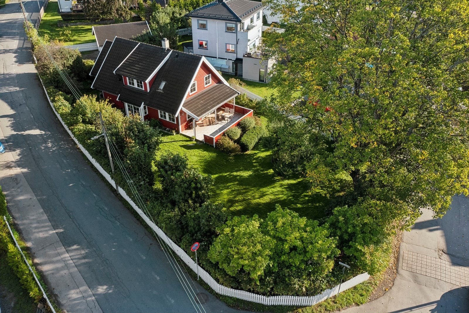 Oversiktsbilde av tomten Galleribilde