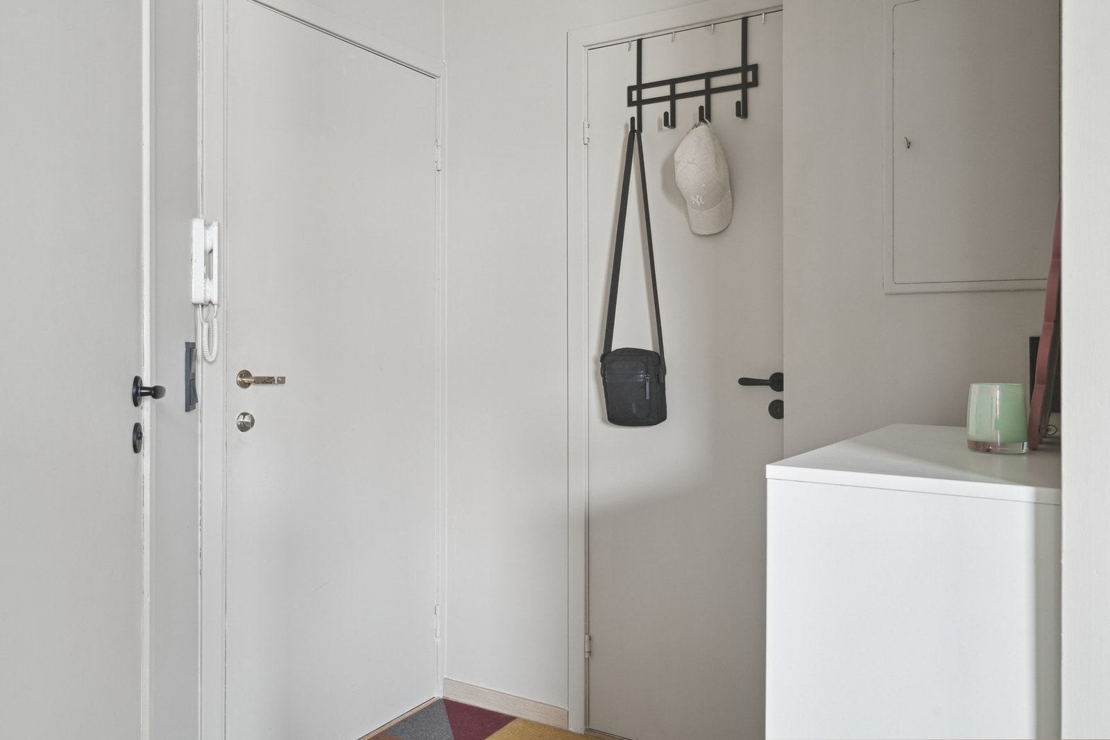 Entré | Velkommen inn! Galleribilde