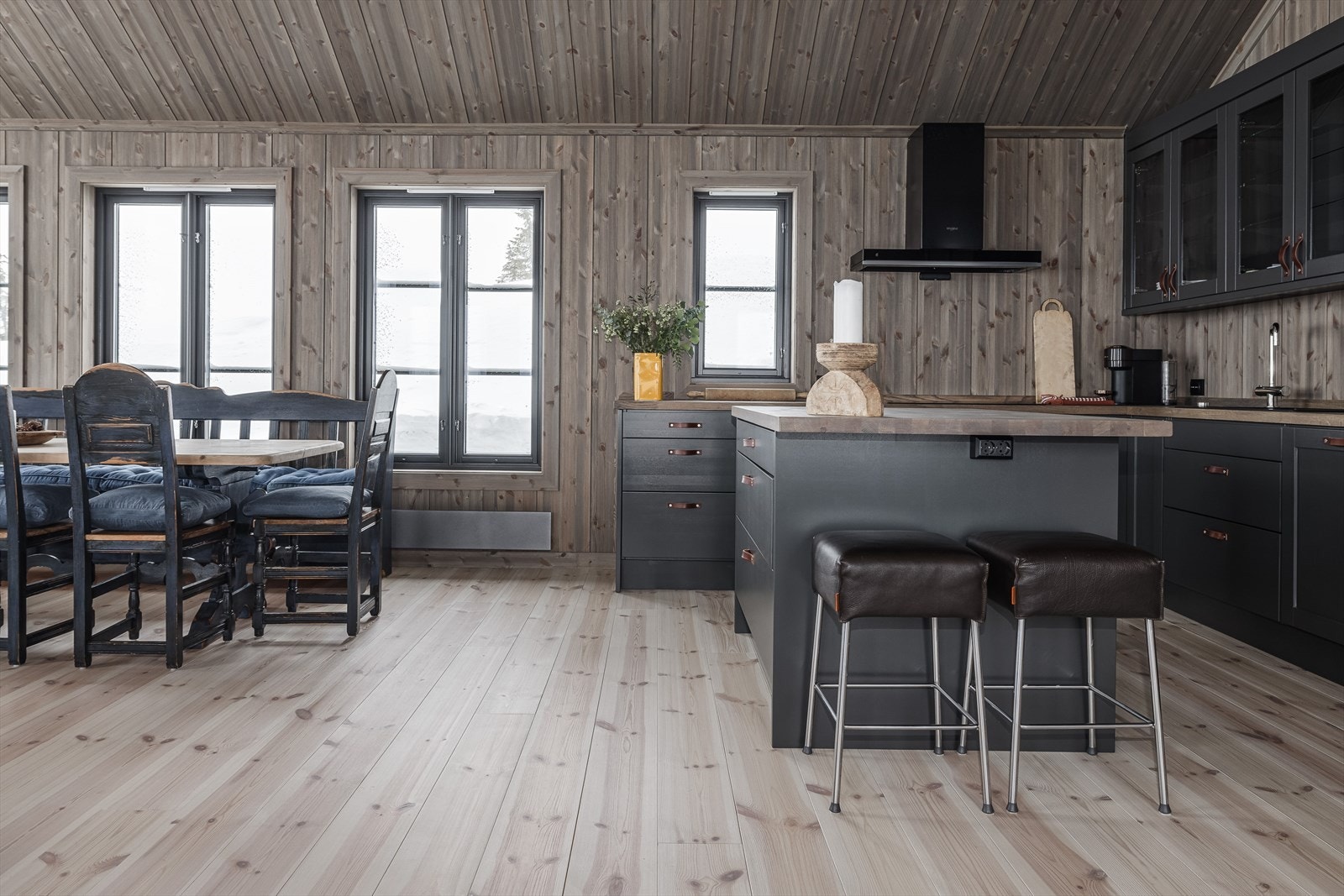 Delikate overflater og lunt gulv Galleribilde