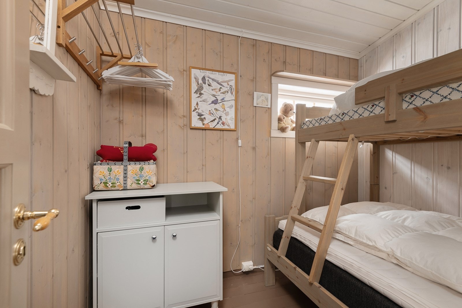 I hytta er det to soverom Galleribilde