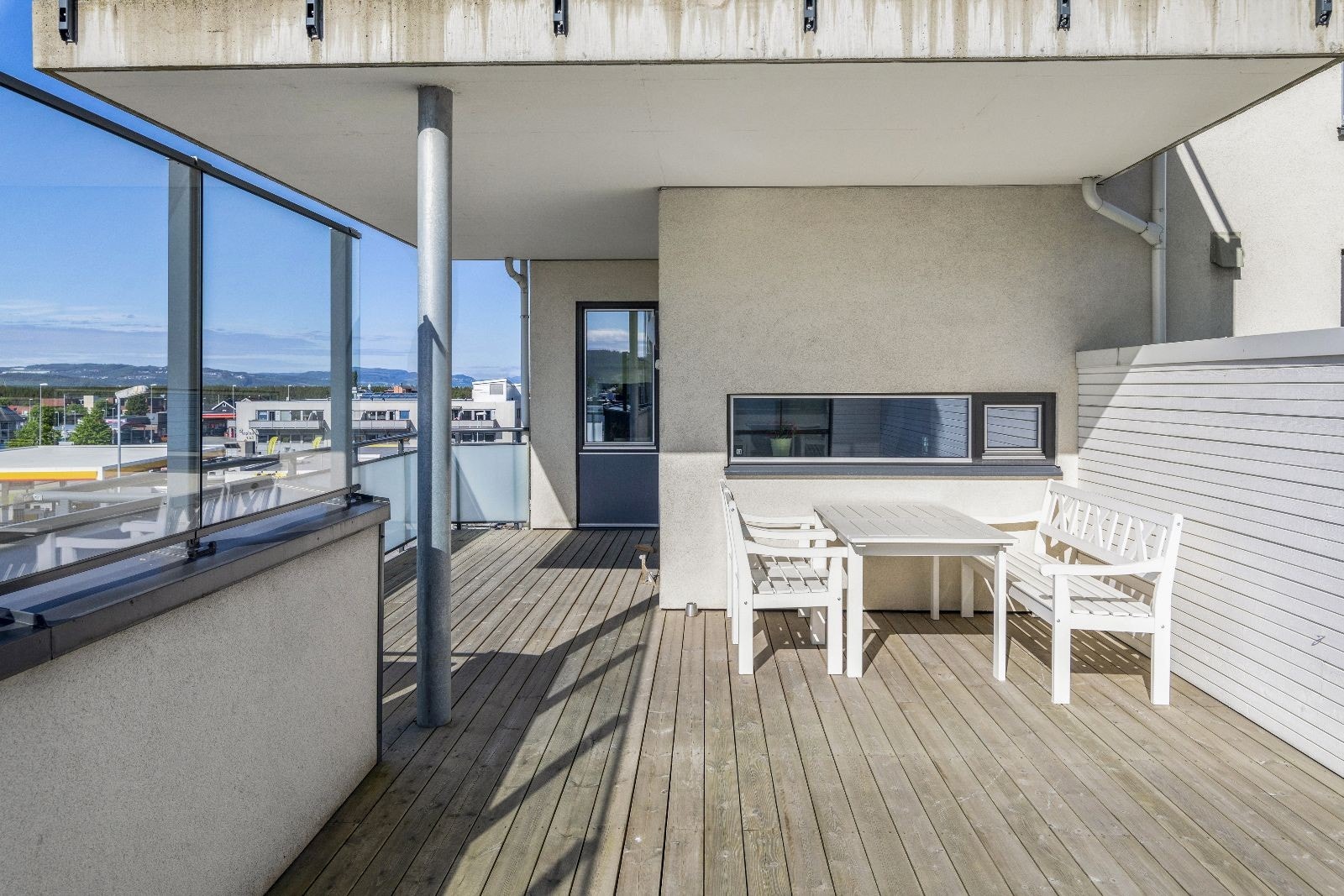 Veranda. Galleribilde