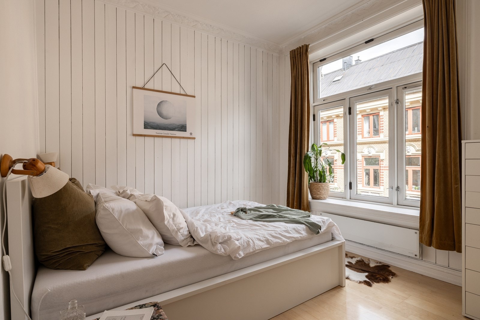 Soverom 2 egner seg som kontor eller en kombinasjon - alt etter behov. Galleribilde