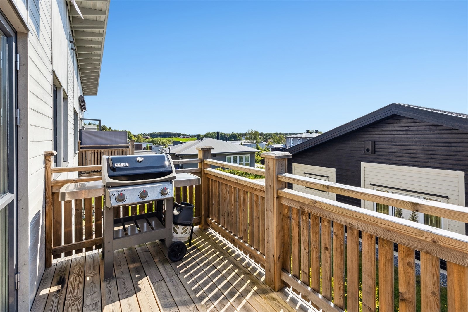 Fra stue/kjøkken er det utgang til balkong på ca. 9 kvm. Galleribilde