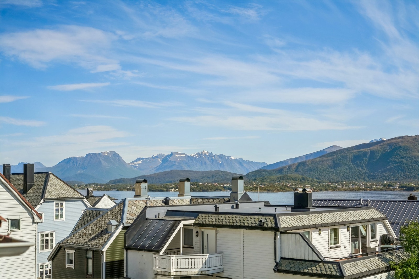 Utsikt i toppklasse fra soverommet. Galleribilde