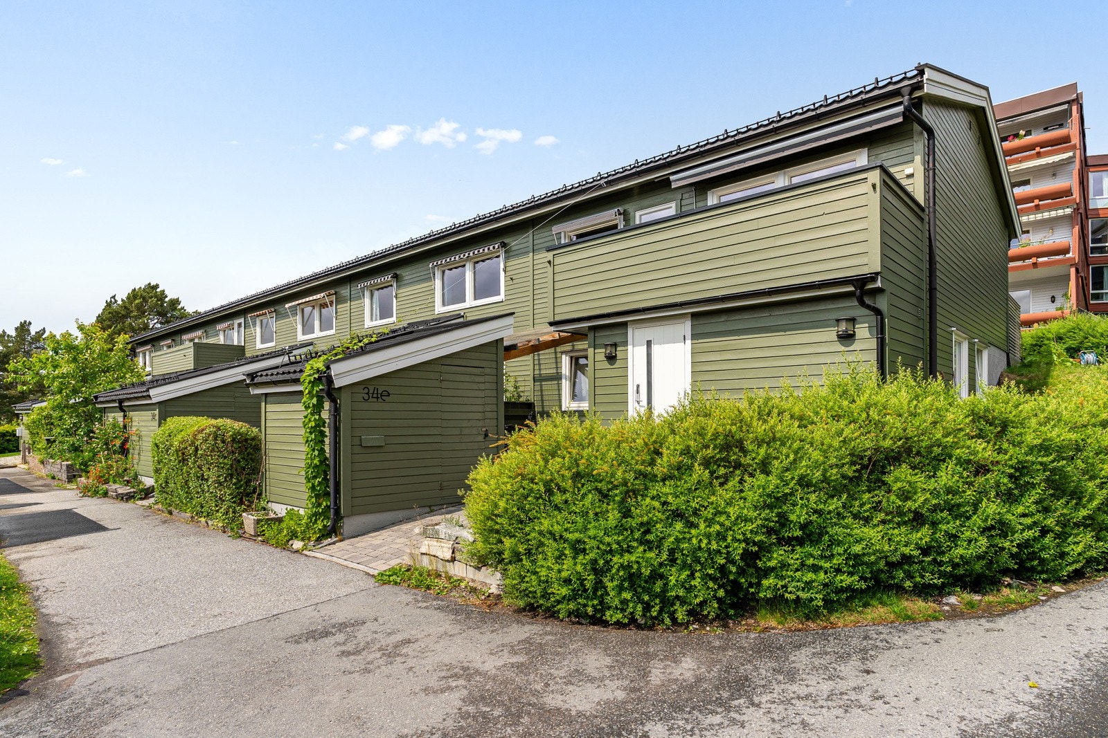 Finn Eiendom har for aller første gang gjennomført kåringen "Norges beste nabolag" og Sloreåsen er vinner av kategorien "Tryggeste uteområder for barn." Galleribilde