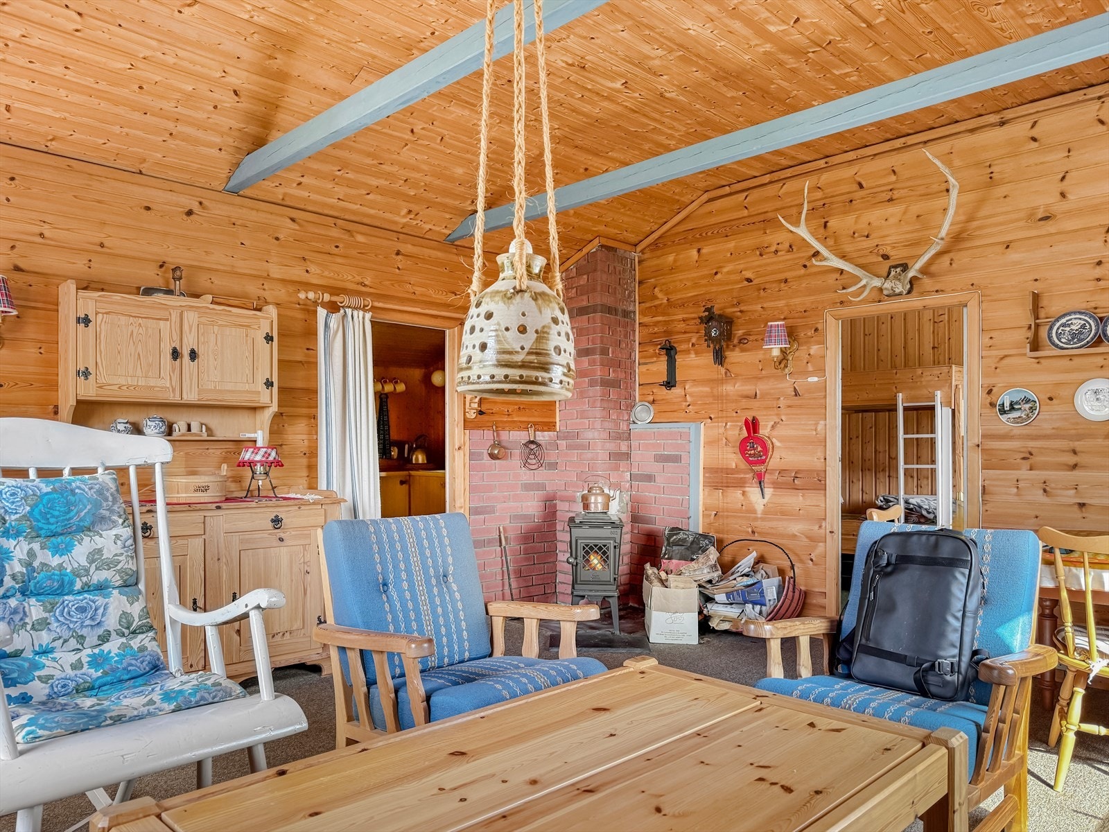 Dør til soverom 1 fra stue Galleribilde