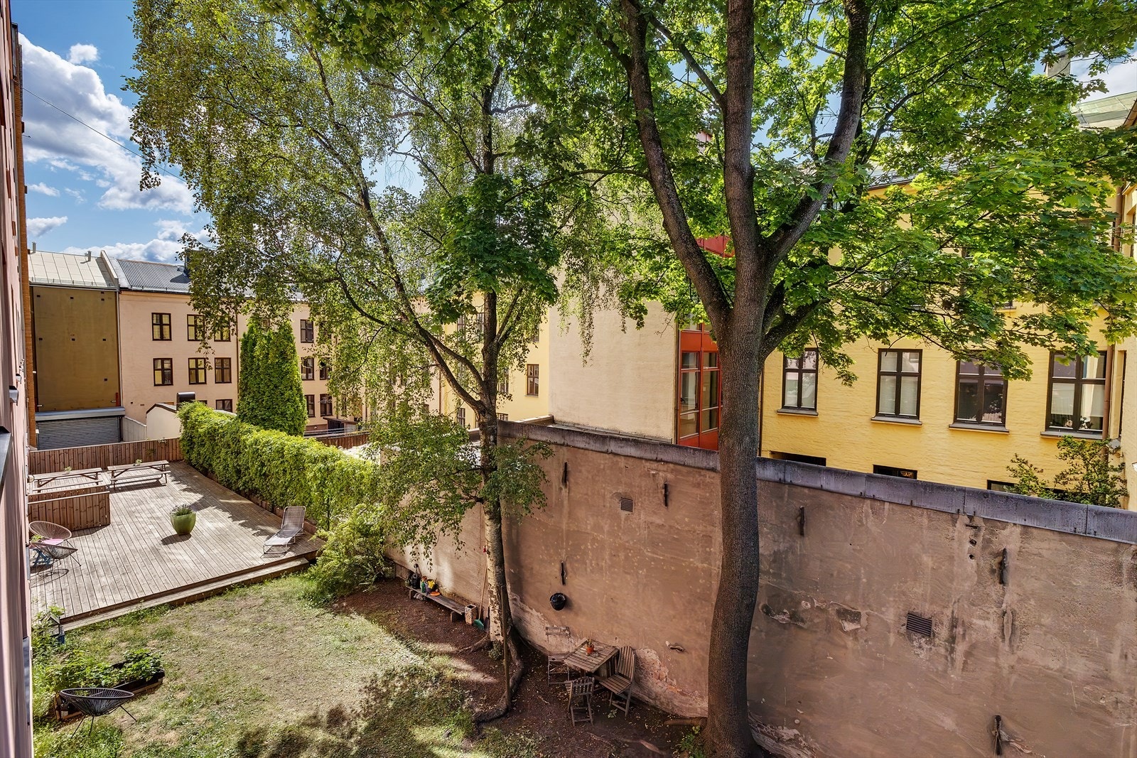 Det koselige utsynet fra stuevinduet. Galleribilde