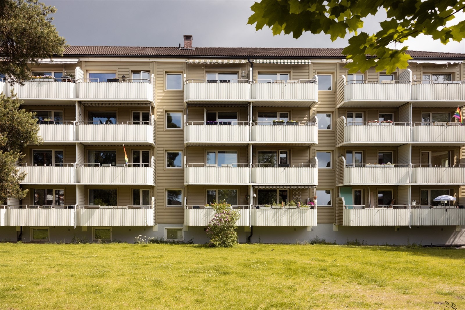 Fasade | Leiligheten ligger fint til i byggets 4.etasje. Galleribilde