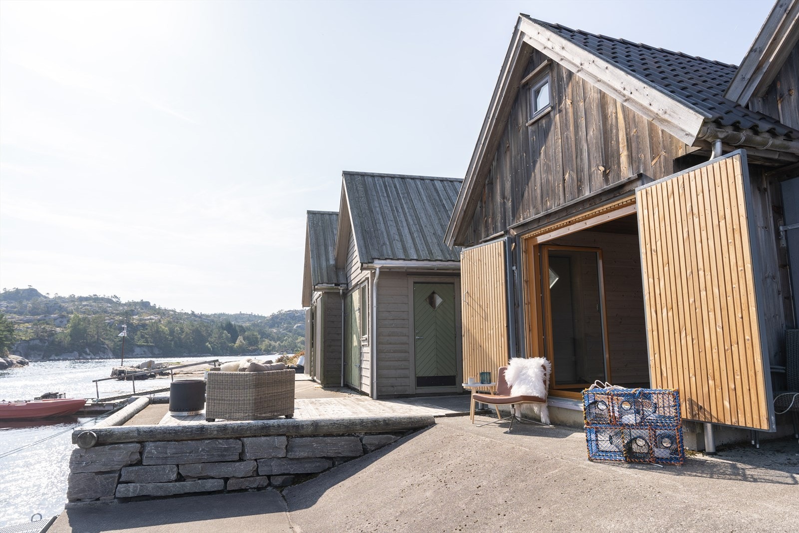 Det er båtfesterett til naustet. Galleribilde