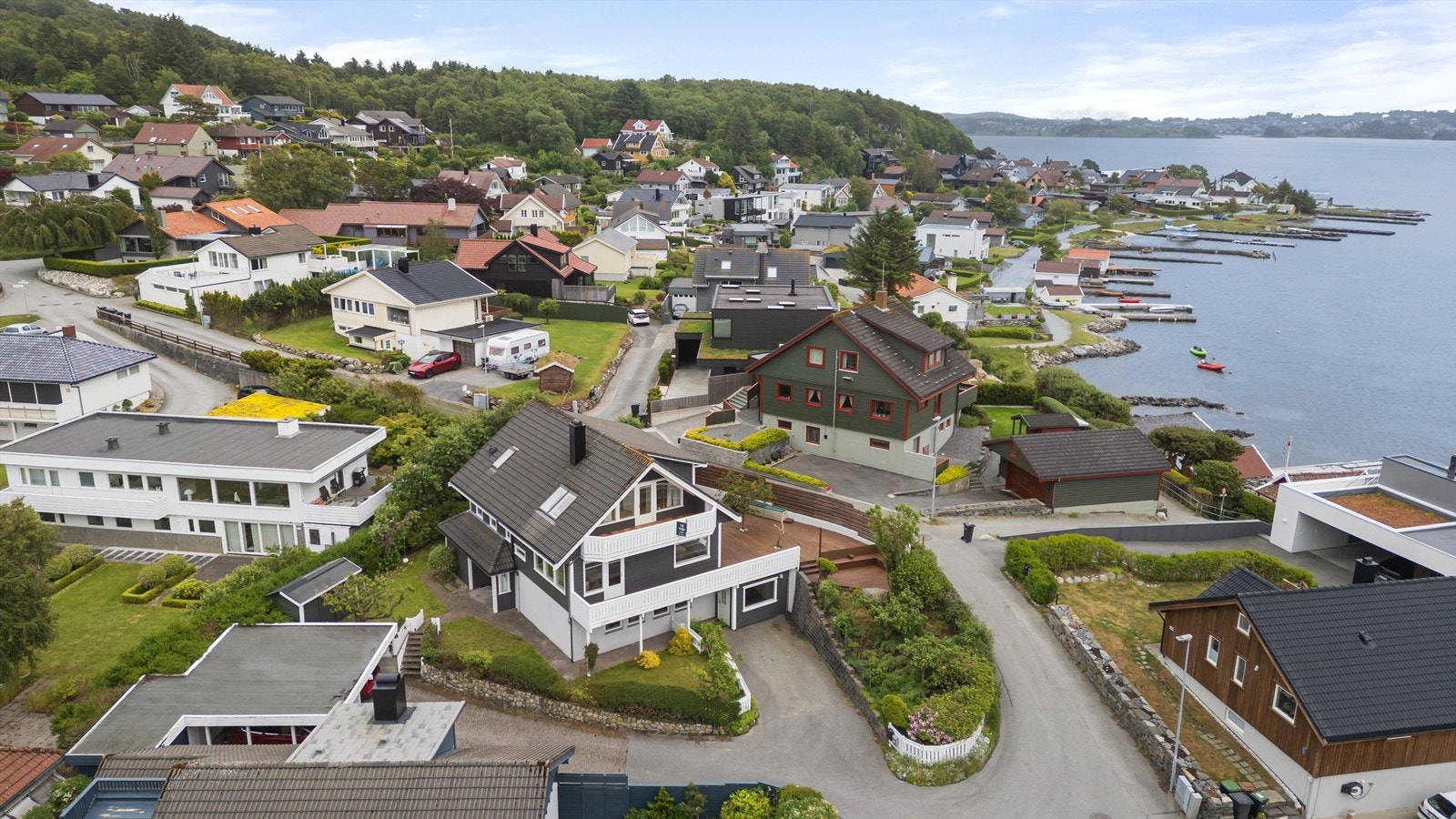 Lene Hviding v/Krogsveen har gleden av å presentere Madlasandnes 133. Galleribilde
